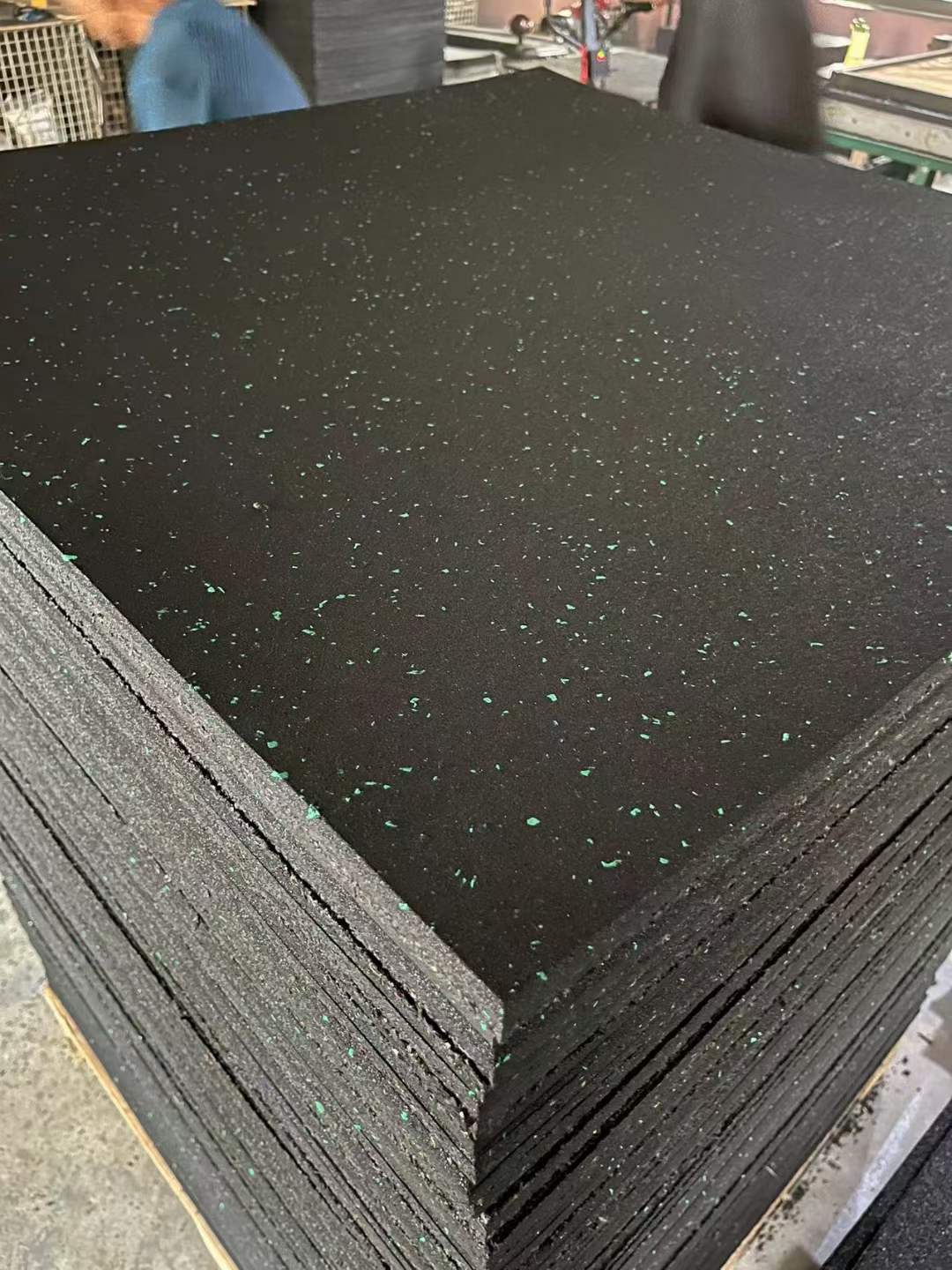【Pick Up Only】Rubber/EPDM Flooring Mats Gym mats 100cm x 100cm x 1.5cm/2cm